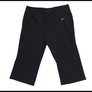 Nike Black Dri-Fit Capri Leggings L